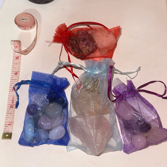 Assorted Crystal Bundle - Picture 2 of 3